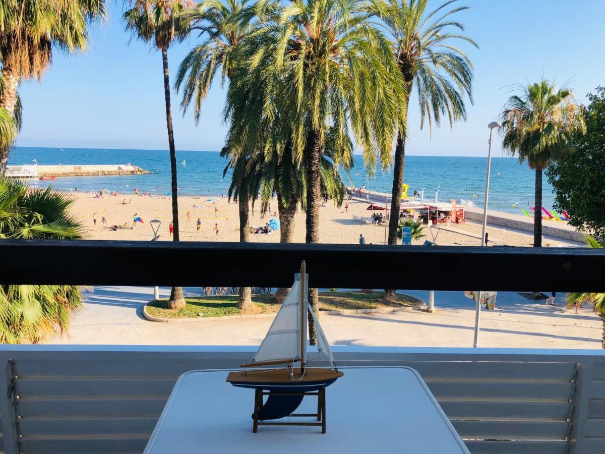 Fragata Beach Seaview Sitges Exterior photo